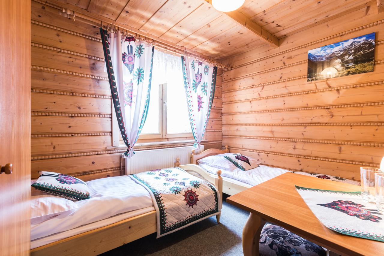 Janik Bed & Breakfast ซอมบ์ ภายนอก รูปภาพ